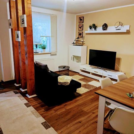 Ferienwohnung Jobst - Ruhig mit Blick ins Grüne Nittenau Exterior foto